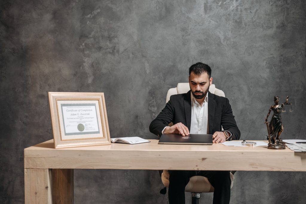 I’m a digital marketing manager with a lot of free time on his hands, so I decided to start an Instagram business – PART 4